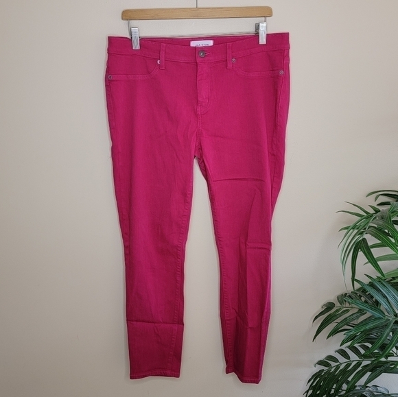 Lila Ryan | Berry Pink Skinny Jeggings Jeans - Picture 6 of 6